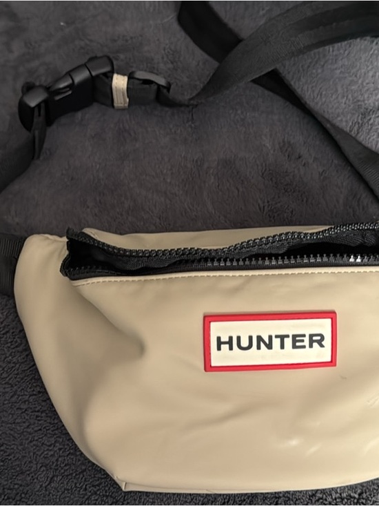 Hunter Handbags - Hunter Beige Belt Bag with Black Strap and Red Logo Trim
